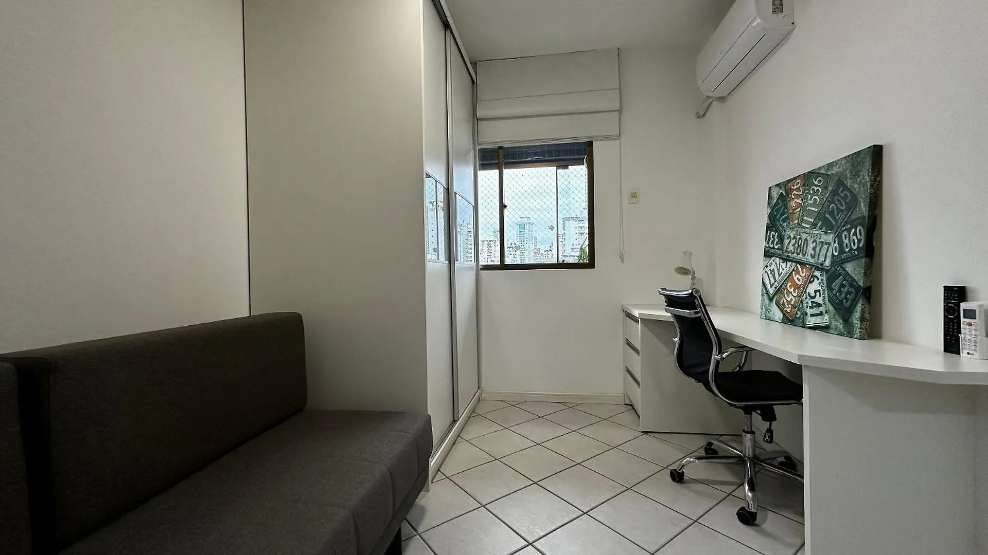 Aa01- Quadra Mar| 3 Quartos| 3 Banheiros| Churrasq Balneario Camboriu