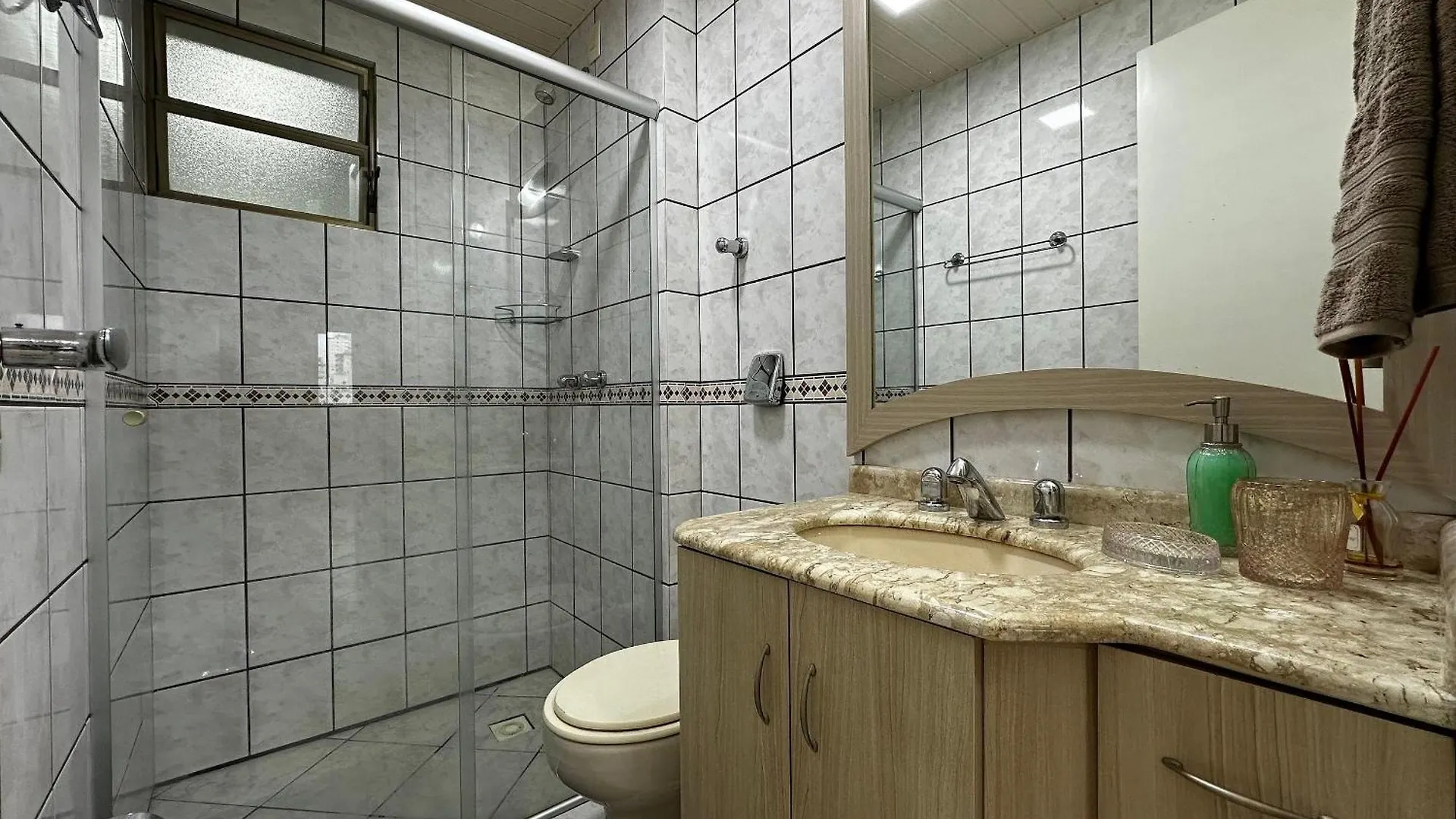 Apartment Aa01- Quadra Mar| 3 Quartos| 3 Banheiros| Churrasq Balneario Camboriu Brazil