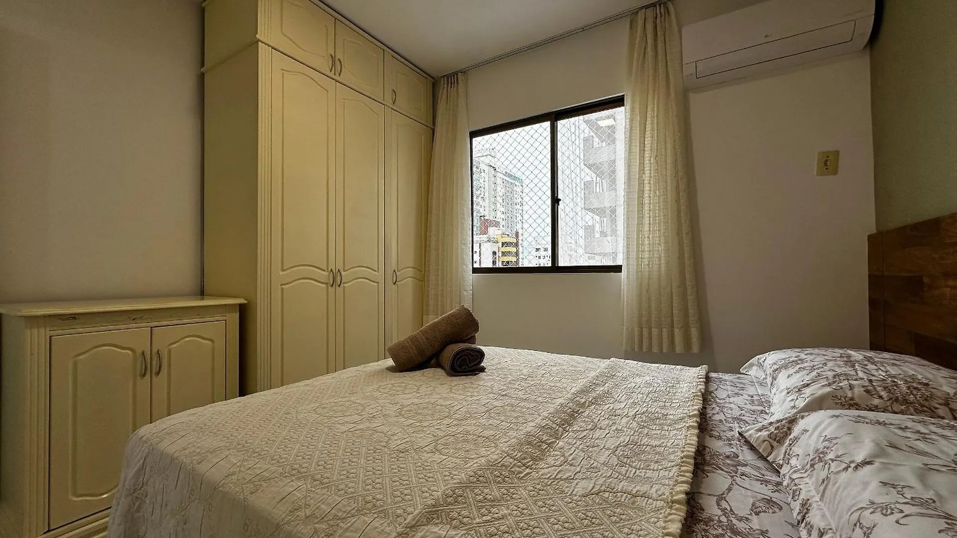 Apartment Aa01- Quadra Mar| 3 Quartos| 3 Banheiros| Churrasq Balneario Camboriu Brazil